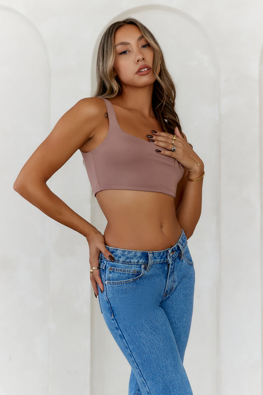 HELLO MOLLY Style Essential Crop Top Mocha